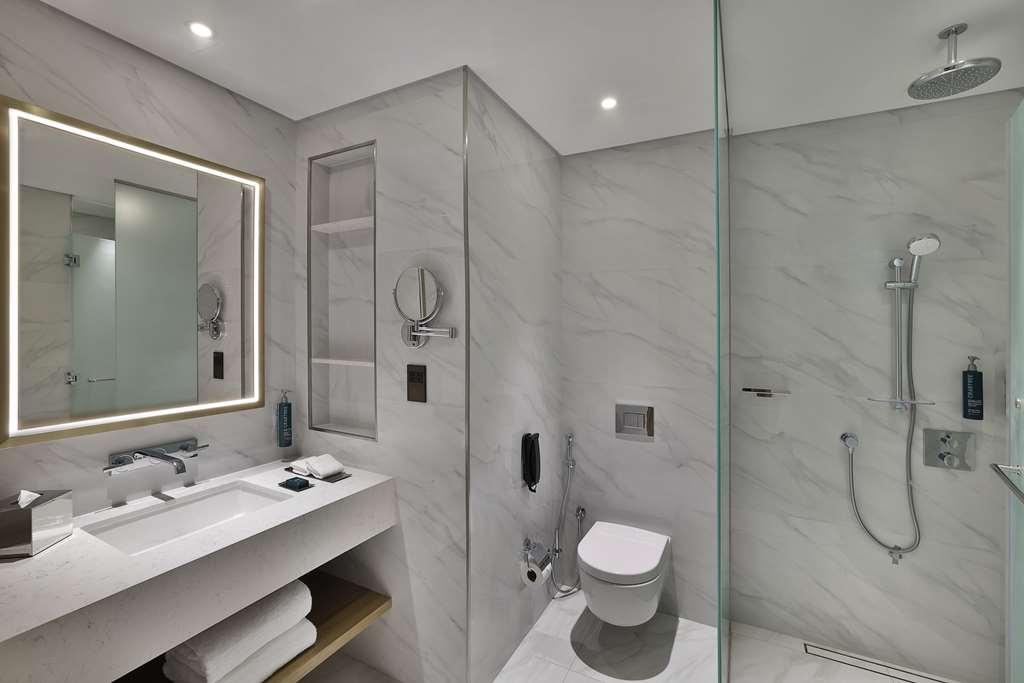 Hilton Garden Inn Dubai Business Bay 객실 사진